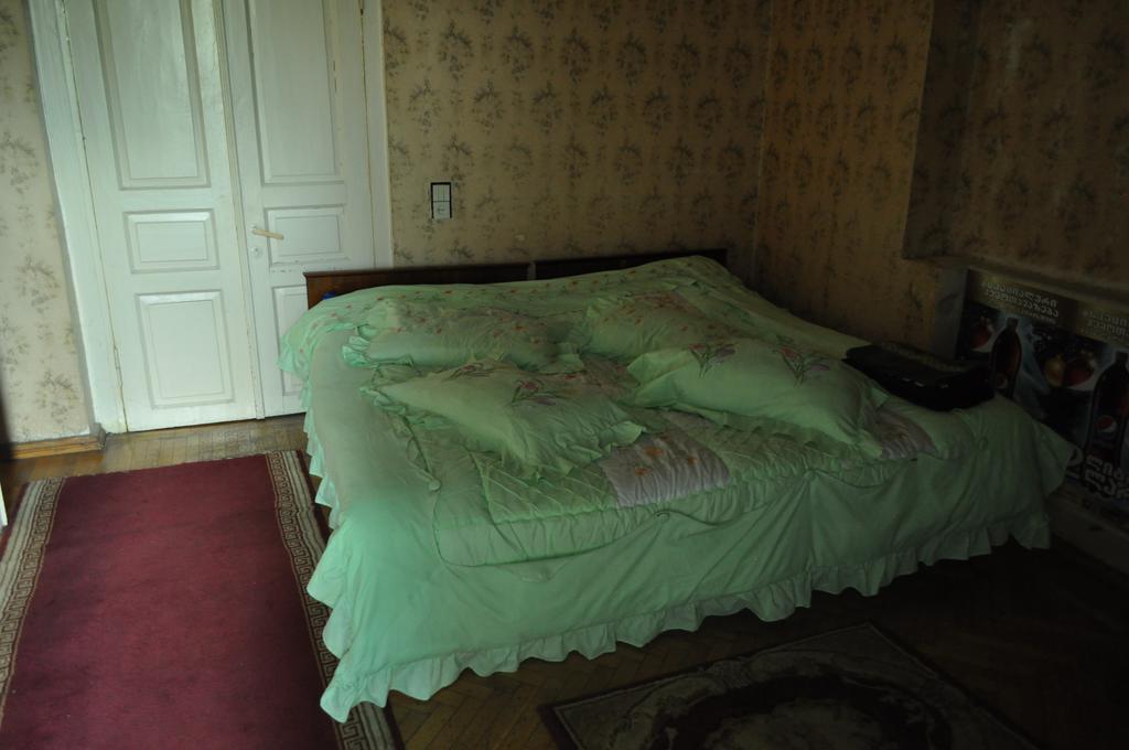 Guest House Cico Telavi Kültér fotó